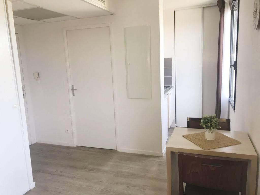 أفينيون Appart'Hotel - Gare Tgv - Courtine - Confluence - 202 المظهر الخارجي الصورة